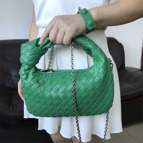 hand designer bottegas bags venetas woven bag new croissant chain strip single shoulder diagonal knot hand female zqhf
hand designer bottegas bags venetas woven bag new croissant chain strip single shoulder diagonal knot hand female zqhf