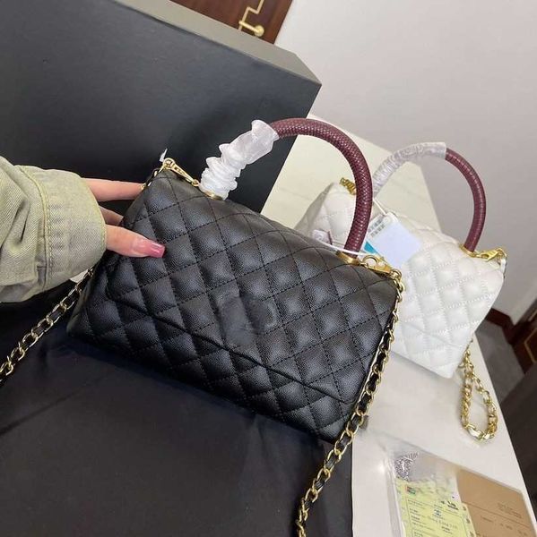 woman handbag designer bag leather shoulder bag black leather crossbody bag small shoulder bag classic french handle caviar cowhide womens s
woman handbag designer bag leather shoulder bag black leather crossbody bag small shoulder bag classic french handle caviar cowhide womens s