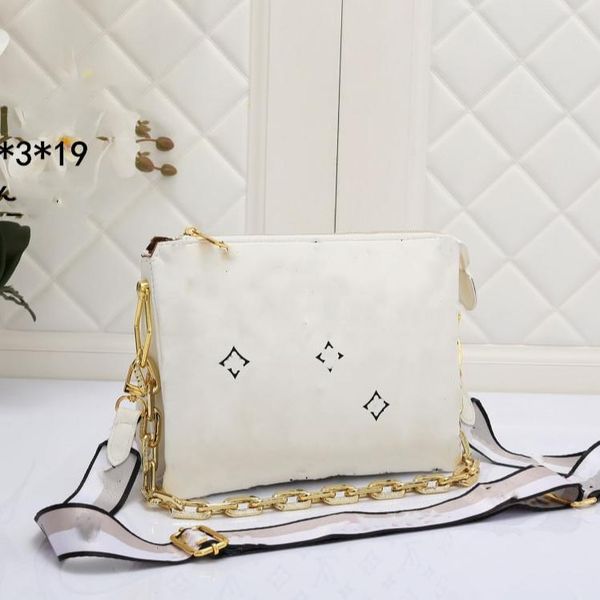Designer Crossbody Bags Chain Shoulder Women Handbag Purse pouch Wide straps Embossing Fashion letters Removable straps, Pink
Designer Crossbody Bags Chain Shoulder Women Handbag Purse pouch Wide straps Embossing Fashion letters Removable straps, Pink