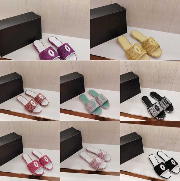 slipes woman slippers designer fashion sandals womens beach classic slipper leather platform alphabet c lady leather flat slide summer color, Black
slipes woman slippers designer fashion sandals womens beach classic slipper leather platform alphabet c lady leather flat slide summer color, Black