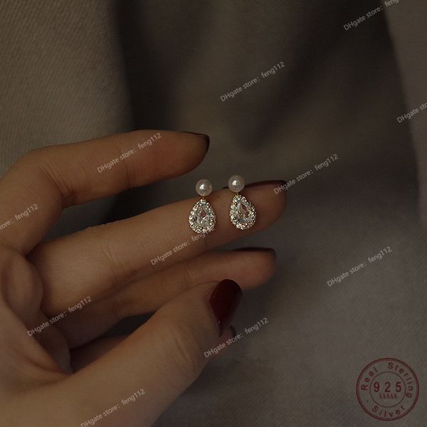 s925 sterling silver 14k gold plated pearl stud earrings water drop shiny zircon exquisite earrings for women wedding jewelry earringsstud e, Golden;silver
s925 sterling silver 14k gold plated pearl stud earrings water drop shiny zircon exquisite earrings for women wedding jewelry earringsstud e, Golden;silver