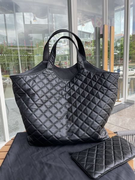 ringer bag tot bag shoulder bag handbag metal logo fashion ladies bag daily wear black 35*7*40cm
ringer bag tot bag shoulder bag handbag metal logo fashion ladies bag daily wear black 35*7*40cm