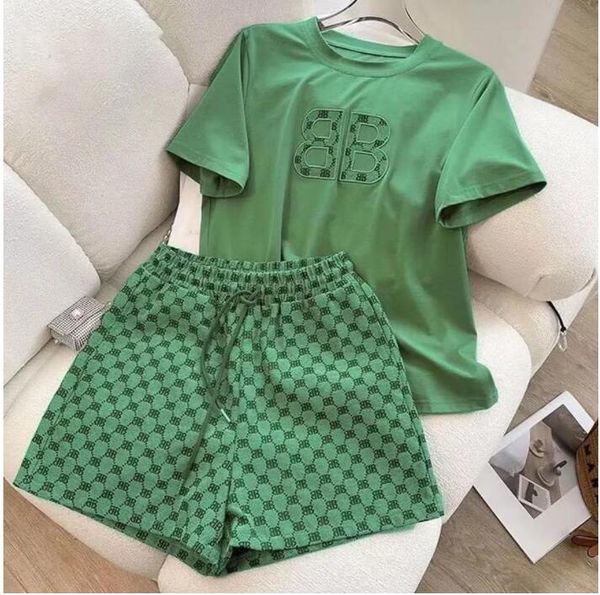 2023 designer women tracksuits two piece short set b letter print short sleeve t shirt and shorts outfits sportswear, Gray
2023 designer women tracksuits two piece short set b letter print short sleeve t shirt and shorts outfits sportswear, Gray