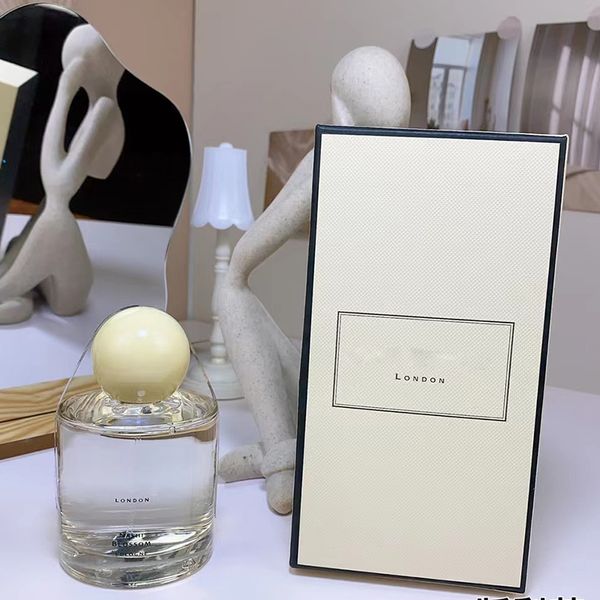 brand women perfume nashi blossom anti-perspirant deodorant spray 100ml natural ladies cologne 3.4 fl.oz long lasting scent fragrance for gi
brand women perfume nashi blossom anti-perspirant deodorant spray 100ml natural ladies cologne 3.4 fl.oz long lasting scent fragrance for gi