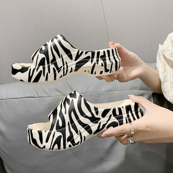 slippers 2022 new summer womens slippers sandals shoe zebra pattern print slides flip flops female thick sole indoor home antislip shoes j23, Black
slippers 2022 new summer womens slippers sandals shoe zebra pattern print slides flip flops female thick sole indoor home antislip shoes j23, Black
