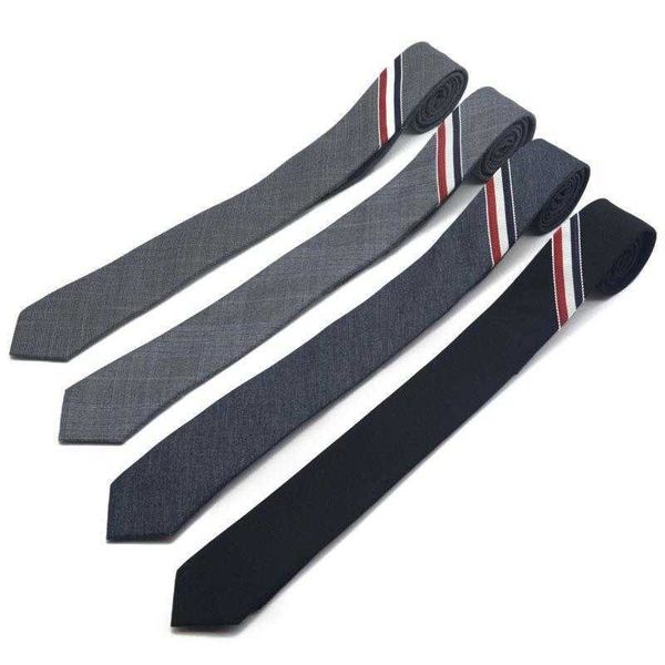 narrow version tie trendy mens and womens student red white blue three colors, Blue;purple
narrow version tie trendy mens and womens student red white blue three colors, Blue;purple