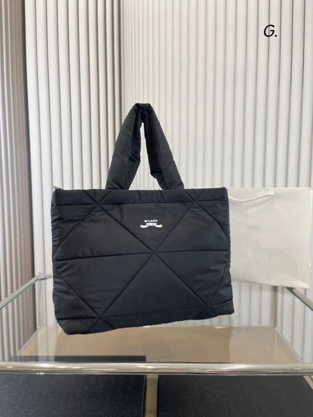 2023 tote bag women handbag shopping bags cotton suit bag light large capacity package fashion nylon handbags 23, Black;red
2023 tote bag women handbag shopping bags cotton suit bag light large capacity package fashion nylon handbags 23, Black;red
