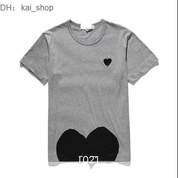 men's t-shirts 23ss summer cdgs mens play t shirt short sleeve womens des badge garcons embroidery heart red 91, White;black
men's t-shirts 23ss summer cdgs mens play t shirt short sleeve womens des badge garcons embroidery heart red 91, White;black
