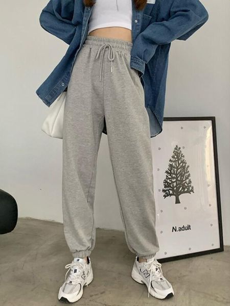 capris houzhou women's sports pants oversize gray joggers sweatpants women loose track black jogging trousers for female2021 fashion, Black;white
capris houzhou women's sports pants oversize gray joggers sweatpants women loose track black jogging trousers for female2021 fashion, Black;white