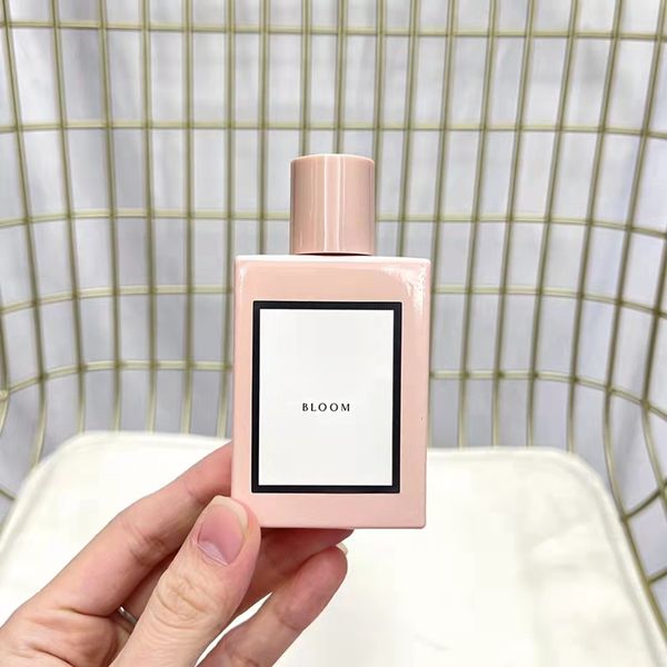 30ml 4types dreams floral women perfume gardenia gift box perfume set honeysuckle wholesale fast ship
30ml 4types dreams floral women perfume gardenia gift box perfume set honeysuckle wholesale fast ship