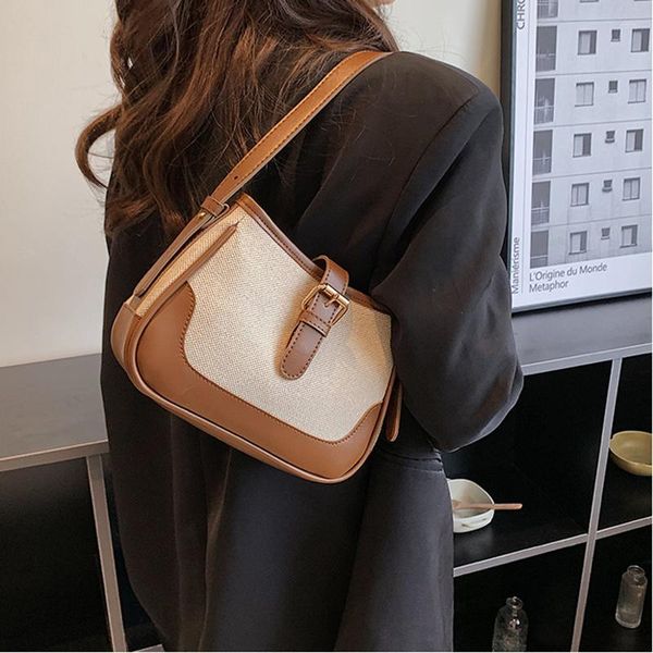 shoulder bags vintage trendy ladies underarm bag solid color lacquer pu leather handbag women fashion brand simple female chain purse
shoulder bags vintage trendy ladies underarm bag solid color lacquer pu leather handbag women fashion brand simple female chain purse