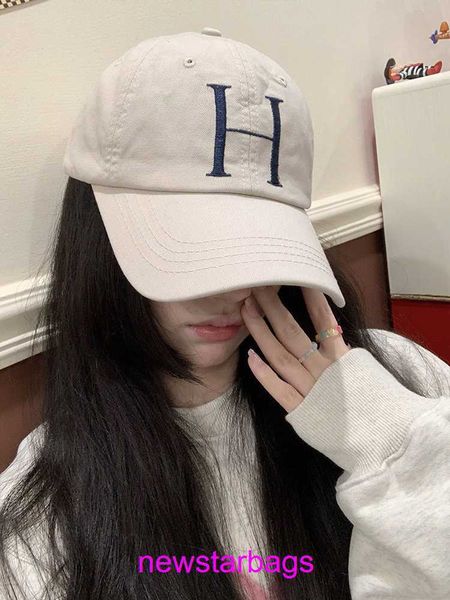 original edition designer hermsie hat for sale korean large h letter embroidery soft duck tongue female spring and summer show face small sp, Blue;gray
original edition designer hermsie hat for sale korean large h letter embroidery soft duck tongue female spring and summer show face small sp, Blue;gray