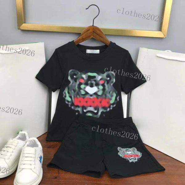 kids clothing sets boys girls tracksuits suit letters print 2pcs luxury designer t shirt short pants suits chidlren casual sport clothes 90-, White
kids clothing sets boys girls tracksuits suit letters print 2pcs luxury designer t shirt short pants suits chidlren casual sport clothes 90-, White