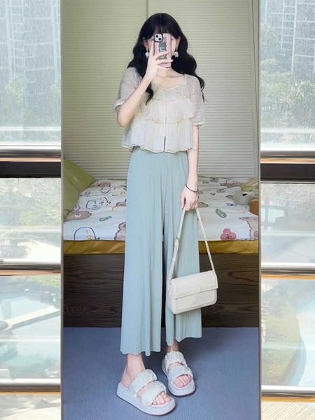 xiaoxiang casual fashion short sleeve salt wear with cool and cute fried street wide leg pants two-piece suit women's summer, Black;white
xiaoxiang casual fashion short sleeve salt wear with cool and cute fried street wide leg pants two-piece suit women's summer, Black;white