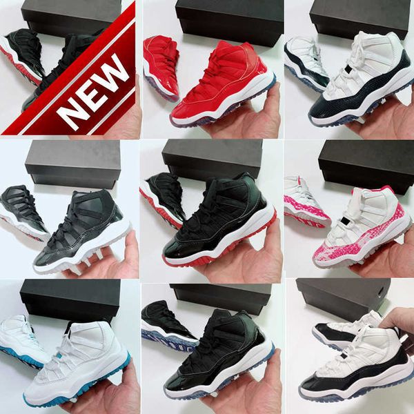 og retro shoes bred 11s big boys girls children kids basketball sneaker pink navy blue snakeskin 72-10 size 4y 5y
og retro shoes bred 11s big boys girls children kids basketball sneaker pink navy blue snakeskin 72-10 size 4y 5y