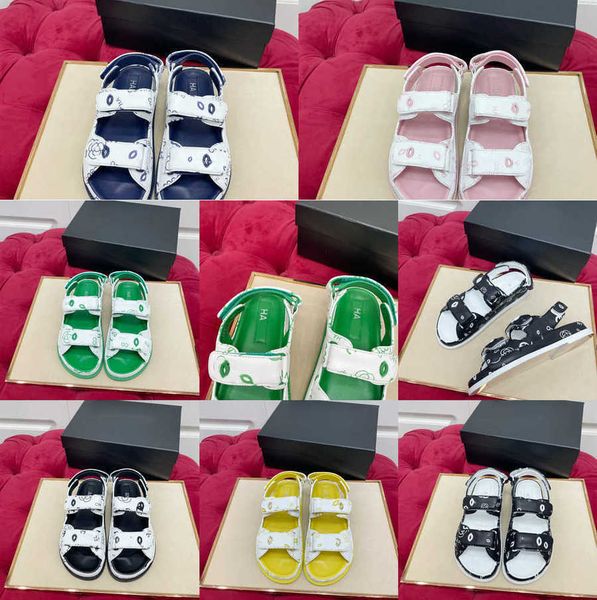 designer women famous sandals womens slides buckle c crystal calf leather casual shoes quilted platform summer beach slipper 35-40 grandad s, Black
designer women famous sandals womens slides buckle c crystal calf leather casual shoes quilted platform summer beach slipper 35-40 grandad s, Black