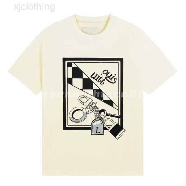 luxury mens t shirt black and white contrast keychain print short sleeve summer breathable t-shirt casual fashion black apricot 1, White;black
luxury mens t shirt black and white contrast keychain print short sleeve summer breathable t-shirt casual fashion black apricot 1, White;black