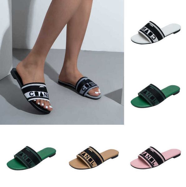 2023ss designer sandals paris woman embroidered c dazzle slipper ha girls nell sandal ladies flat slippers summer beach striped rainbow lett, Black
2023ss designer sandals paris woman embroidered c dazzle slipper ha girls nell sandal ladies flat slippers summer beach striped rainbow lett, Black