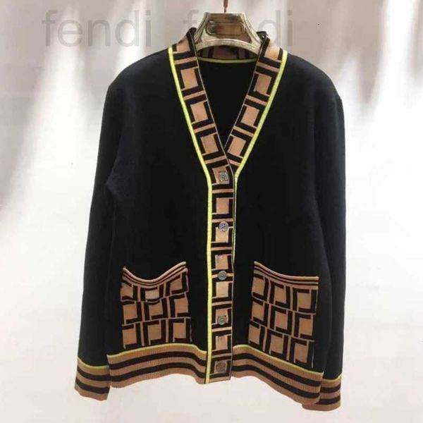 women's sweaters luxurioushoodies designer wool knitwear classic alphabet jacquard button cardigans warm trendy casual shirts men', White;black
women's sweaters luxurioushoodies designer wool knitwear classic alphabet jacquard button cardigans warm trendy casual shirts men', White;black