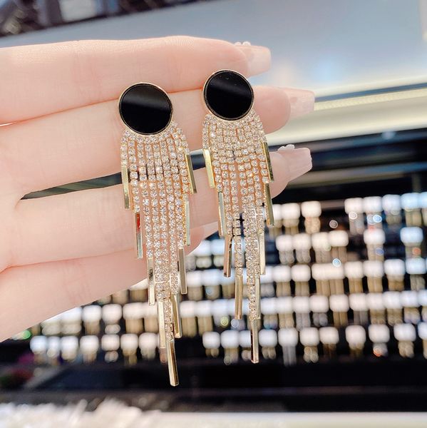 personality black ring dangle tassel drop female temperament fashion socialite s925 silver needle earrings female
personality black ring dangle tassel drop female temperament fashion socialite s925 silver needle earrings female