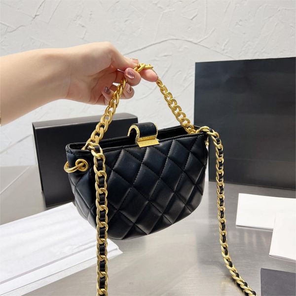 designer- classic chain flap bags women shoulder bag female crossbody handbag purses lady fashion handbags 2023 leather messenger luxury des
designer- classic chain flap bags women shoulder bag female crossbody handbag purses lady fashion handbags 2023 leather messenger luxury des