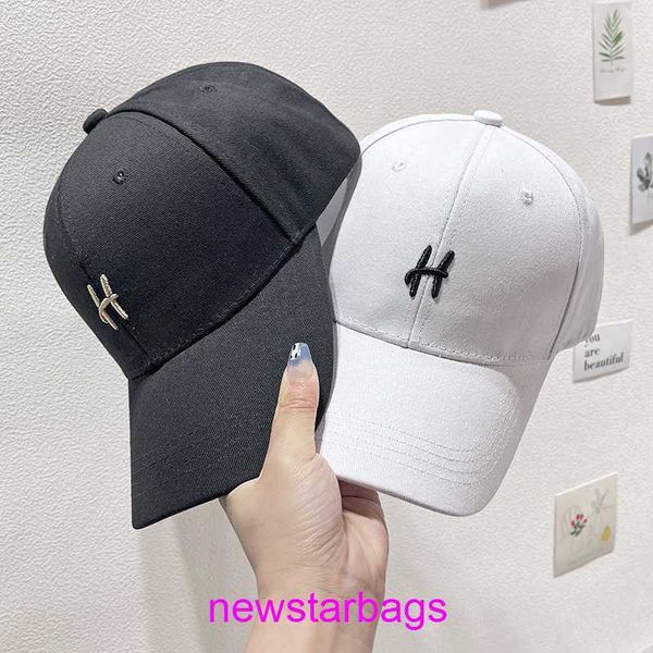 original edition designer herms hat for sale 2023 new hard sunshade baseball women's korean version simple embroidery h small letter ca, Blue;gray
original edition designer herms hat for sale 2023 new hard sunshade baseball women's korean version simple embroidery h small letter ca, Blue;gray
