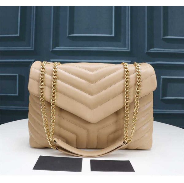 designer bag loulou shoulder bag matelasse calfskin y-quilted overstitching leather and grosgrain lining large-capacity message
designer bag loulou shoulder bag matelasse calfskin y-quilted overstitching leather and grosgrain lining large-capacity message