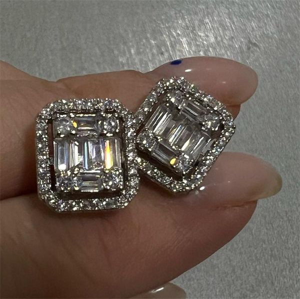 geometric stud earrings women daily wear party shiny cubic zirconia ear piercing accessories fashion contracted jewelry, Golden;silver
geometric stud earrings women daily wear party shiny cubic zirconia ear piercing accessories fashion contracted jewelry, Golden;silver