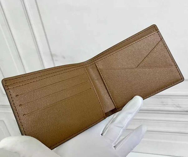 2022 fashion flowers designer wallets synthetic leatherluxurys mens womens leather bags classic letters key coin purse original box plaid ca, Red;black
2022 fashion flowers designer wallets synthetic leatherluxurys mens womens leather bags classic letters key coin purse original box plaid ca, Red;black