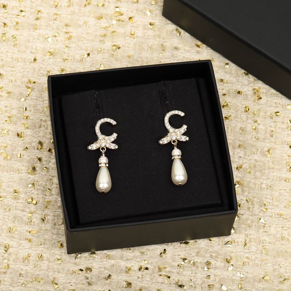 2023 luxury quality charm drop earring with diamond in 18k gold plated have stamp nature shell beads ps7868a, Golden
2023 luxury quality charm drop earring with diamond in 18k gold plated have stamp nature shell beads ps7868a, Golden