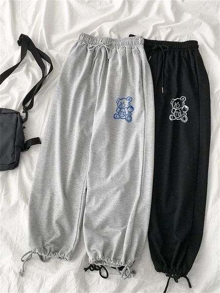capris qweek harajuku oversize women sweatpants jogging sports pants baggy korea fashion cute bear print sweat pants casual trousers, Black;white
capris qweek harajuku oversize women sweatpants jogging sports pants baggy korea fashion cute bear print sweat pants casual trousers, Black;white