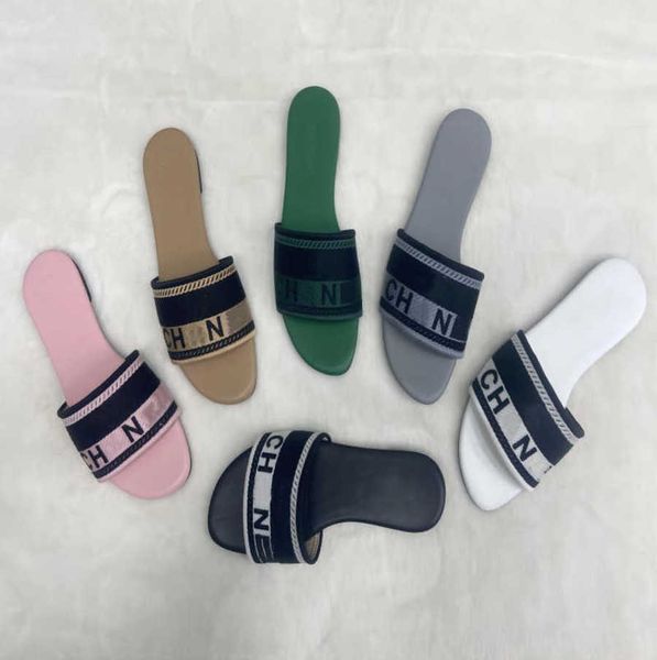 2023ss paris women luxurys designers sandals slippers fashion summer girls beach womens famous sandal slides flip flops loafers embroidered, Black
2023ss paris women luxurys designers sandals slippers fashion summer girls beach womens famous sandal slides flip flops loafers embroidered, Black