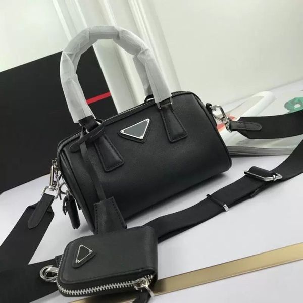 single shoulder hand bag pillow bag ladies crossbody back bag travelling handbag coin wallet quality wide starp handles 2023, Black;red
single shoulder hand bag pillow bag ladies crossbody back bag travelling handbag coin wallet quality wide starp handles 2023, Black;red