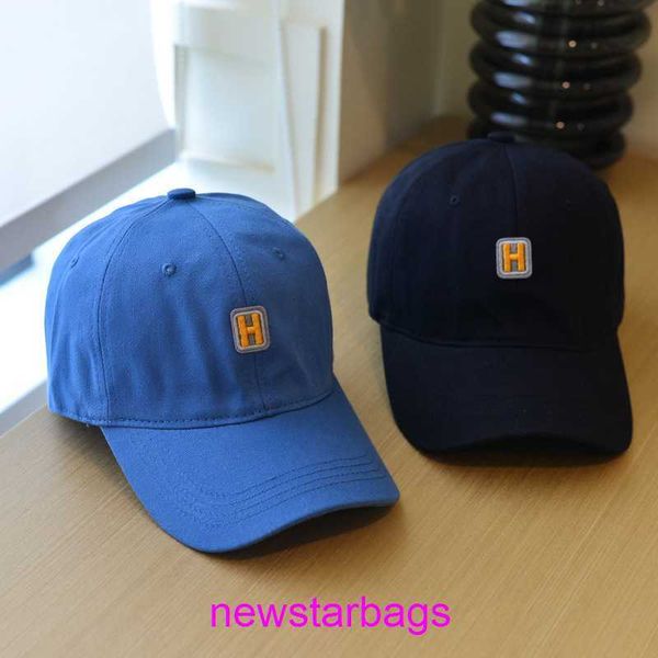original edition designer hermsie hat for sale korean dongdaemun letter h baseball cap men and women spring summer fashion br sun visor vers, Blue;gray
original edition designer hermsie hat for sale korean dongdaemun letter h baseball cap men and women spring summer fashion br sun visor vers, Blue;gray