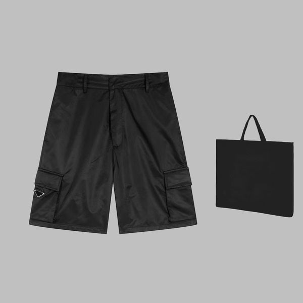 2023 new style men short street designer luxury summer pants trousers imported nylon fabric embroidered badge decoration asian size pant mng, White;black
2023 new style men short street designer luxury summer pants trousers imported nylon fabric embroidered badge decoration asian size pant mng, White;black