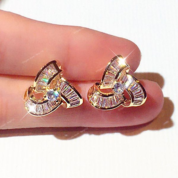 bling aaa zircon earrings exquisite cycle round buckle earring temperament wedding charm luxury romantic jewelry earringsstud earrings, Golden;silver
bling aaa zircon earrings exquisite cycle round buckle earring temperament wedding charm luxury romantic jewelry earringsstud earrings, Golden;silver