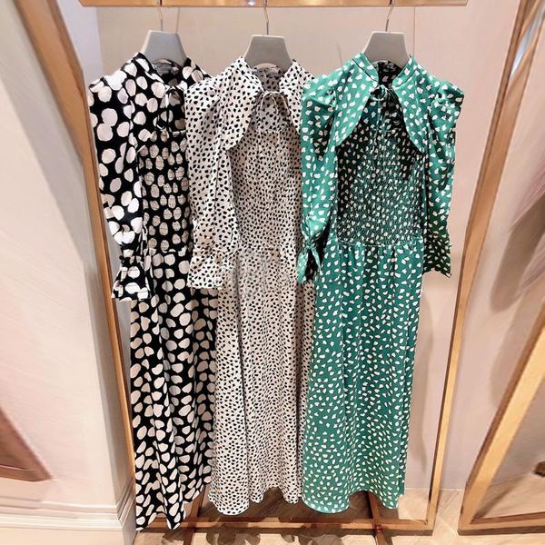 dresses kuzuwata 2022 autumn winter new women robes japanese temperament sweet vestidos love printed drawstring slim waist dresses, Black;gray
dresses kuzuwata 2022 autumn winter new women robes japanese temperament sweet vestidos love printed drawstring slim waist dresses, Black;gray