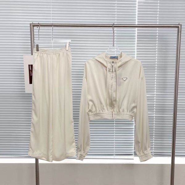 womens tracksuits designer suit fashion spring summer casual long-sleeved hoodie shorts two-piece set women's clothing size s-l, White
womens tracksuits designer suit fashion spring summer casual long-sleeved hoodie shorts two-piece set women's clothing size s-l, White