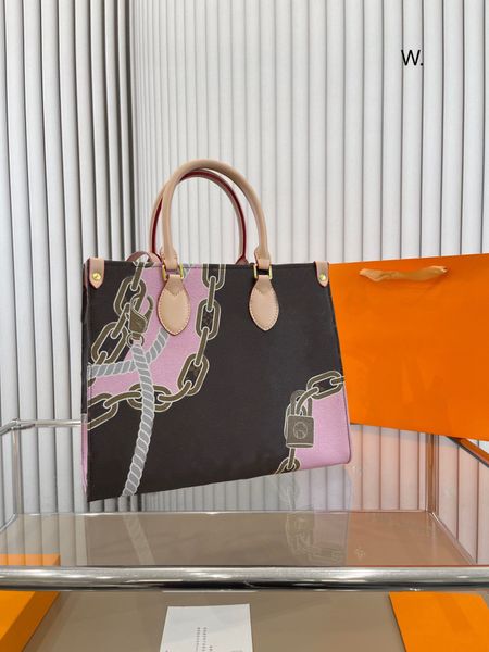 onthego designer bag tote bag genuine leather design shopping bag clutch handbag ribbon printing shoulder bag crossbody package the tote bag
onthego designer bag tote bag genuine leather design shopping bag clutch handbag ribbon printing shoulder bag crossbody package the tote bag