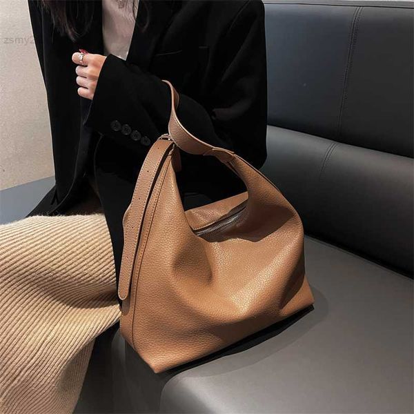 evening bags solid color pu leather shoulder bag casual women handbags zipper women's bag fashion large shopping tote bag bolsa feminin
evening bags solid color pu leather shoulder bag casual women handbags zipper women's bag fashion large shopping tote bag bolsa feminin