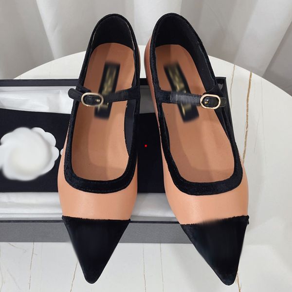2023 brand pumps high heel shoes wedding shoe real leather pointed toes women nude black patent leathers size 35-40 -311
2023 brand pumps high heel shoes wedding shoe real leather pointed toes women nude black patent leathers size 35-40 -311
