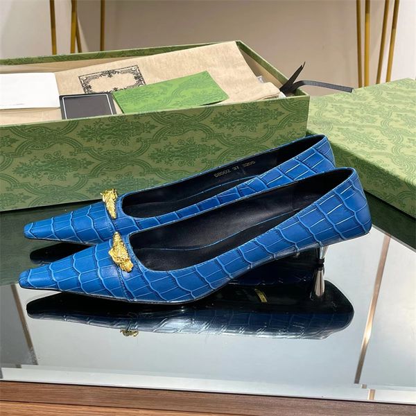 20230new cone-shaped designer shoe slim heel high heels dress shoes imported fabric hardware accessories and fashionable women's shoes, Black
20230new cone-shaped designer shoe slim heel high heels dress shoes imported fabric hardware accessories and fashionable women's shoes, Black