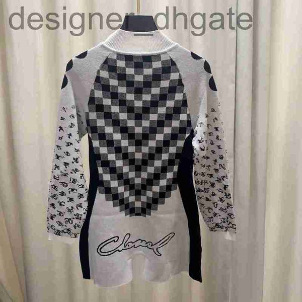 women's jumpsuits & rompers designer2022 designer winter women's plaid pattern knit jumpsuits runway half neck long sleeve zipper, Black;white
women's jumpsuits & rompers designer2022 designer winter women's plaid pattern knit jumpsuits runway half neck long sleeve zipper, Black;white