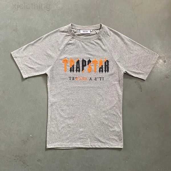 2023 summer mens t shirs trapsar designers classic men shir round neck loose ops pans leer coon shirs breahable embroidery tracksuis ee pure, White;black
2023 summer mens t shirs trapsar designers classic men shir round neck loose ops pans leer coon shirs breahable embroidery tracksuis ee pure, White;black