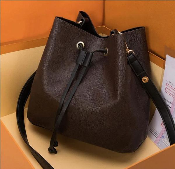 elling fashion shopping bag love v pu leather handbag large canvas tote shopping bag come with small pouch brown bag, Red;black
elling fashion shopping bag love v pu leather handbag large canvas tote shopping bag come with small pouch brown bag, Red;black