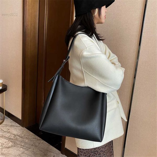 evening bags 2 sets casual totes bag pu leather shoulder bags for women fashion female travel bag designer luxury brand lady underarm bag sa
evening bags 2 sets casual totes bag pu leather shoulder bags for women fashion female travel bag designer luxury brand lady underarm bag sa