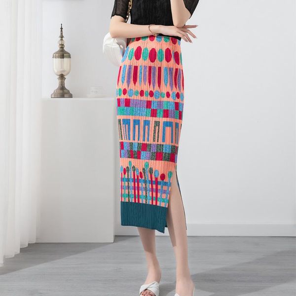 dresses 2022 summer new geometric print miyake pleated skirt high waist design sense slit a line skirt y2k skirt gothic plaid skirt, White;black
dresses 2022 summer new geometric print miyake pleated skirt high waist design sense slit a line skirt y2k skirt gothic plaid skirt, White;black