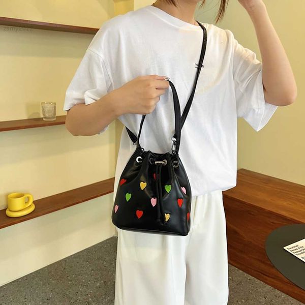evening bags fashion women crossbody bags trend exquisite shoulder bag leather handbag love heart embroidered shopping purse small totes
evening bags fashion women crossbody bags trend exquisite shoulder bag leather handbag love heart embroidered shopping purse small totes