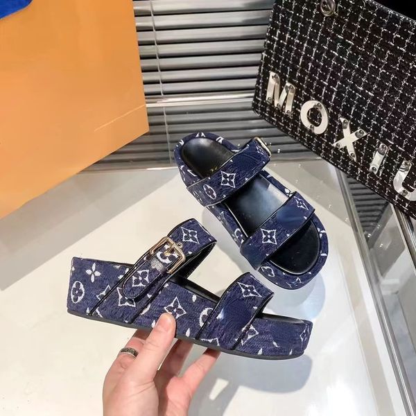 new spring and summer tide sandals op06 thick soled large letter cloth denim leather black and blue women's fashion is still omni-match
new spring and summer tide sandals op06 thick soled large letter cloth denim leather black and blue women's fashion is still omni-match