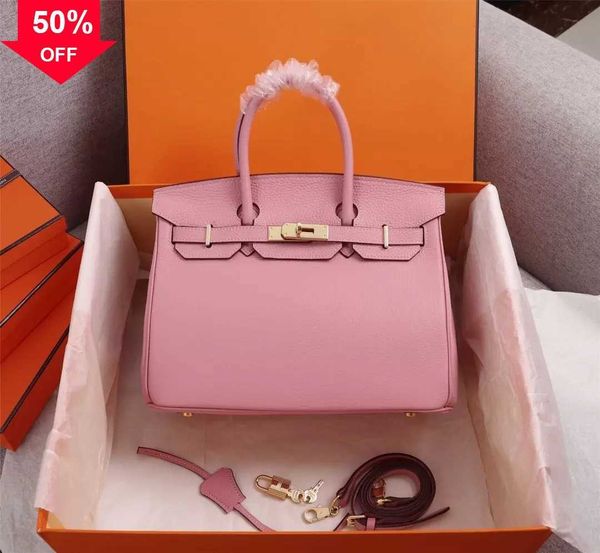 women totes bag high quility fashion purse shoulder bags cowskin genuine leather handbag scarf charm with shoulders straps and packing box 0 
women totes bag high quility fashion purse shoulder bags cowskin genuine leather handbag scarf charm with shoulders straps and packing box 0